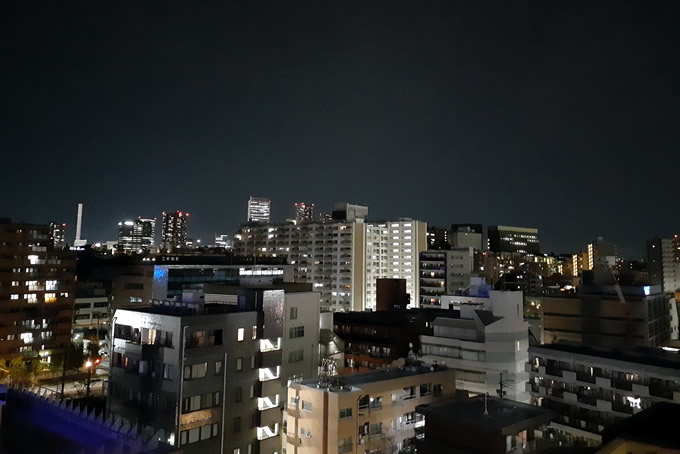 夜の街並み